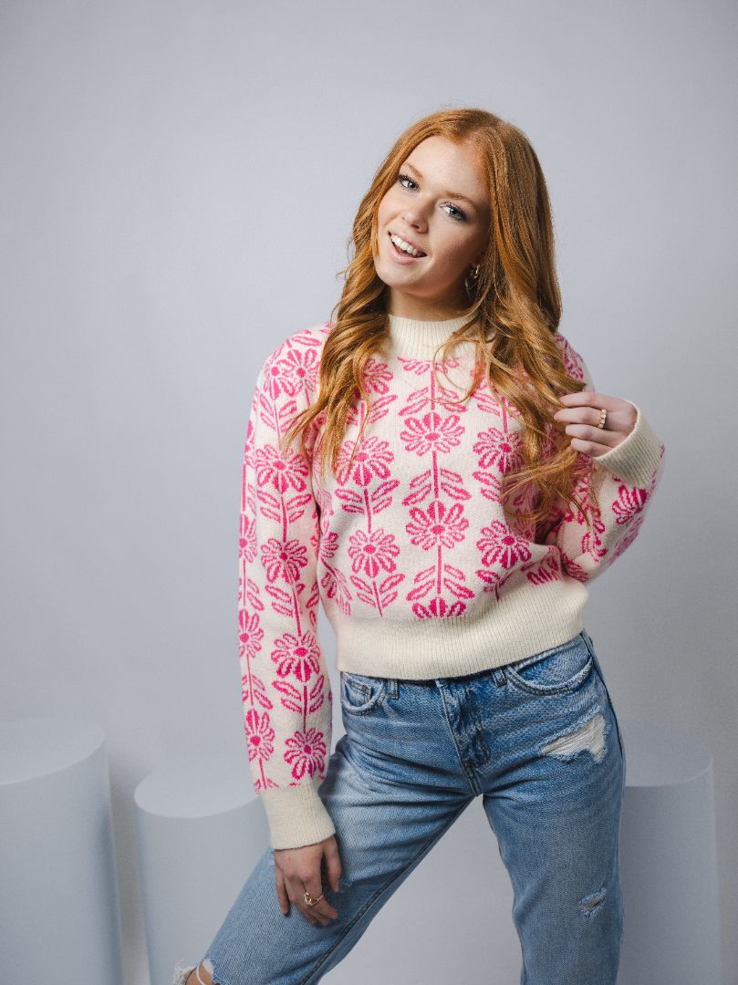 PINK CROPPED FLORAL SWEATER